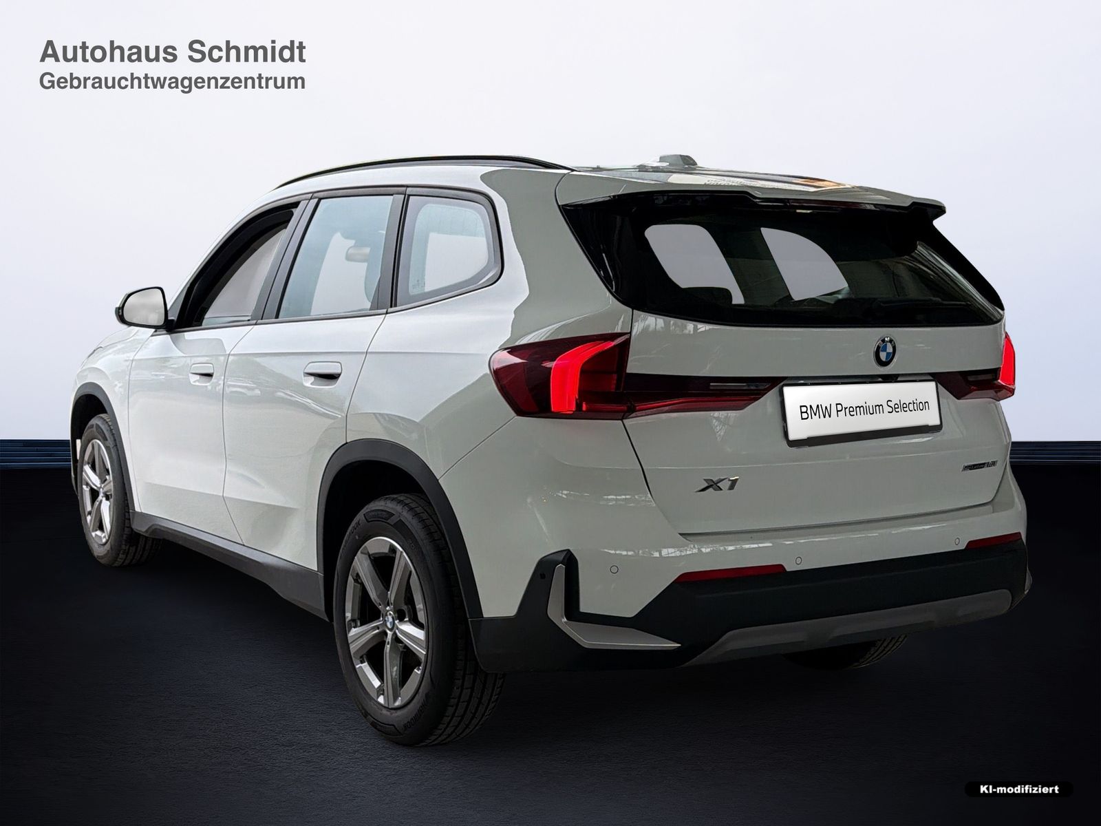 BMW X1 sDrive18i 17 LC DAB AHK Parking Assist. IS foto 3