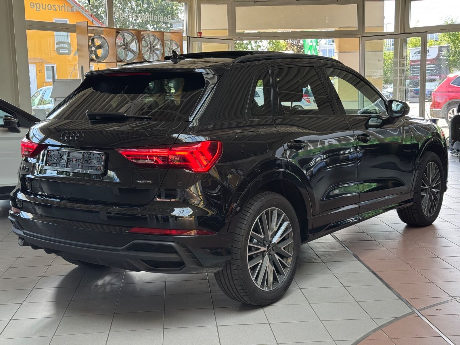 Audi Q3 40 TFSI quattro S line *360-Kamera*Navi*Acc* foto 6