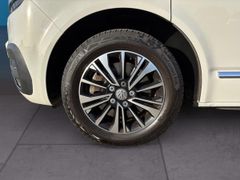 Fahrzeugabbildung Volkswagen T6.1 Multivan Generation Six 4MOTION ACC AHK LED