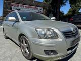Toyota Avensis Kombi 2.2 D-CAT Executive - gebrauchte Toyota Avensis aus dem Jahr 2008