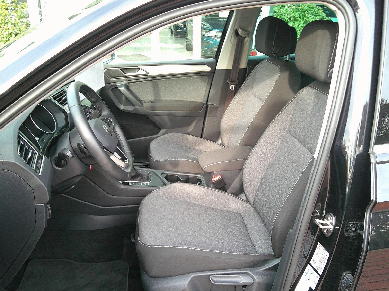 Volkswagen Tiguan - Bild 10