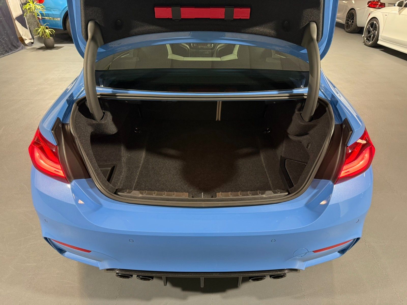 BMW M4 Coupe Competition Carbon HeadUp Leder LED foto 9