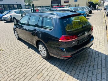Volkswagen Golf - 4