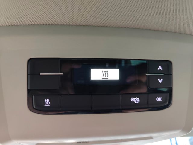 T6.1 Multivan 4Motion 2.0TDI DSG *Leder*Standh*