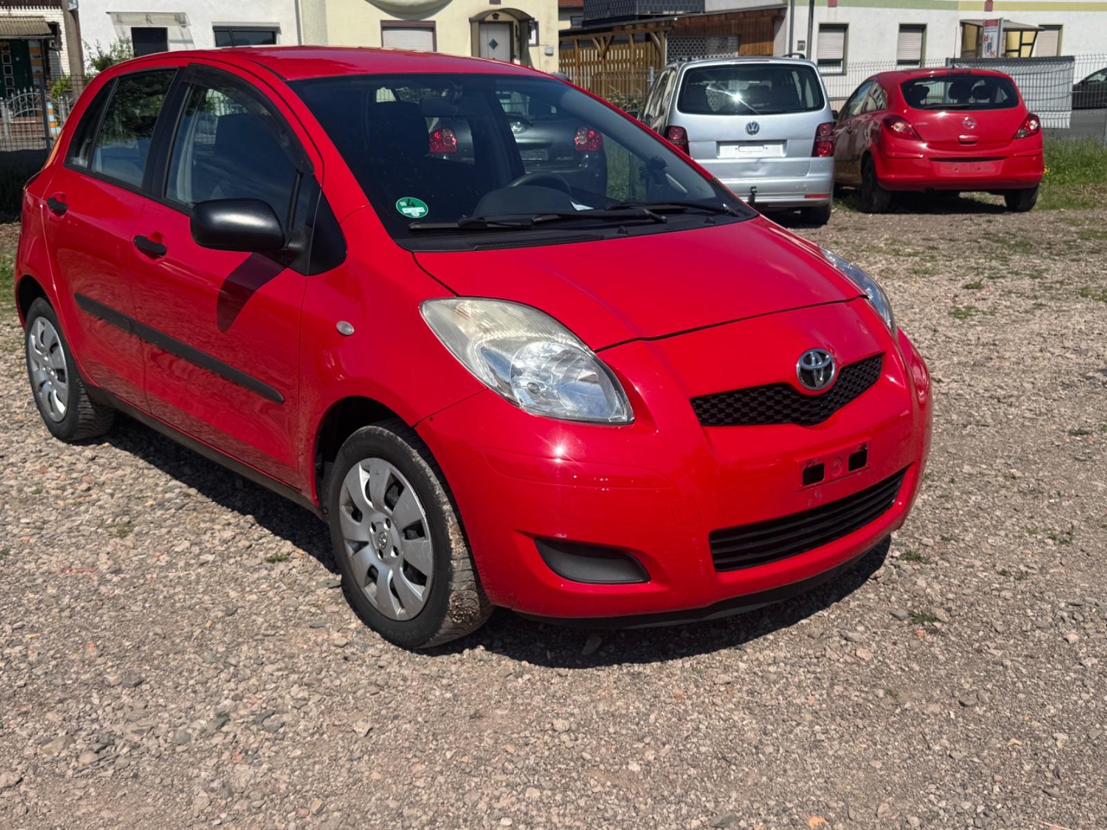 Toyota Yaris Cool