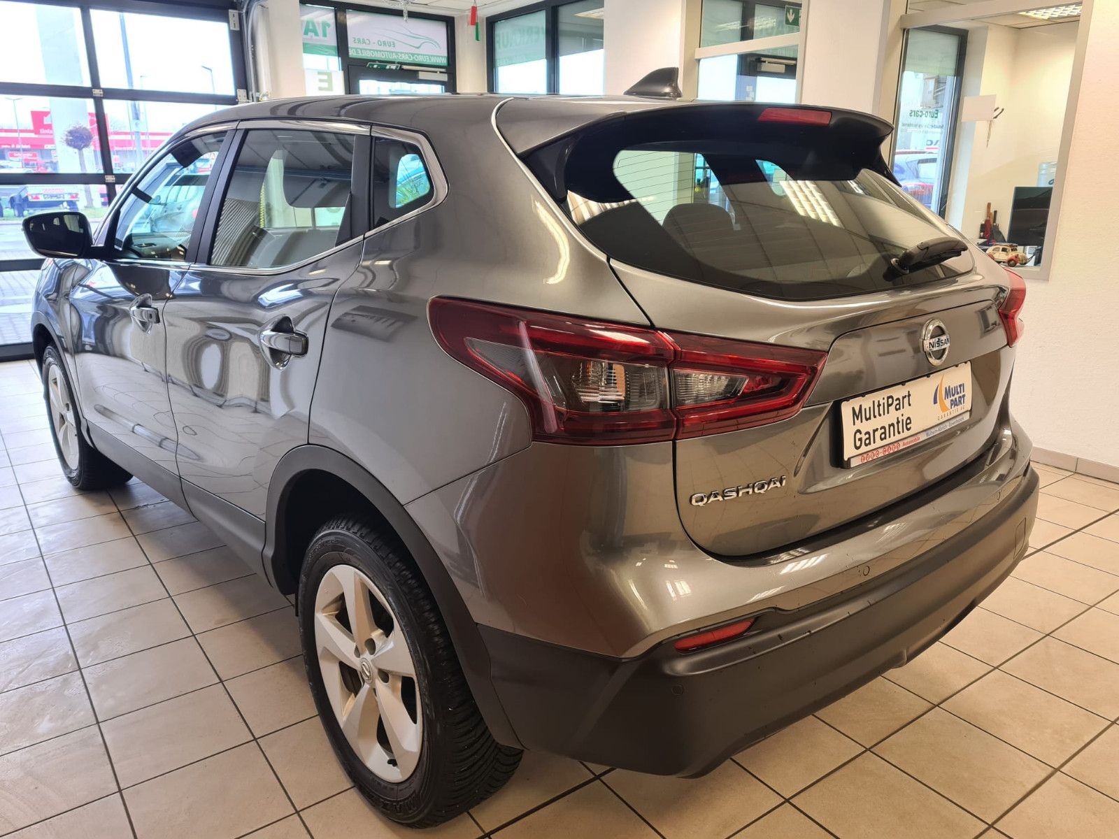 Fahrzeugabbildung Nissan Qashqai Acenta / KAMERA / SCHECKHEFT