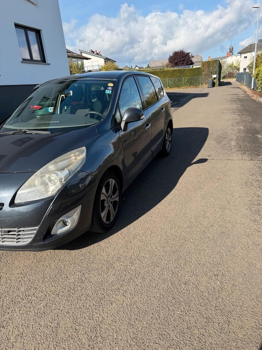 Renault Grand Scenic