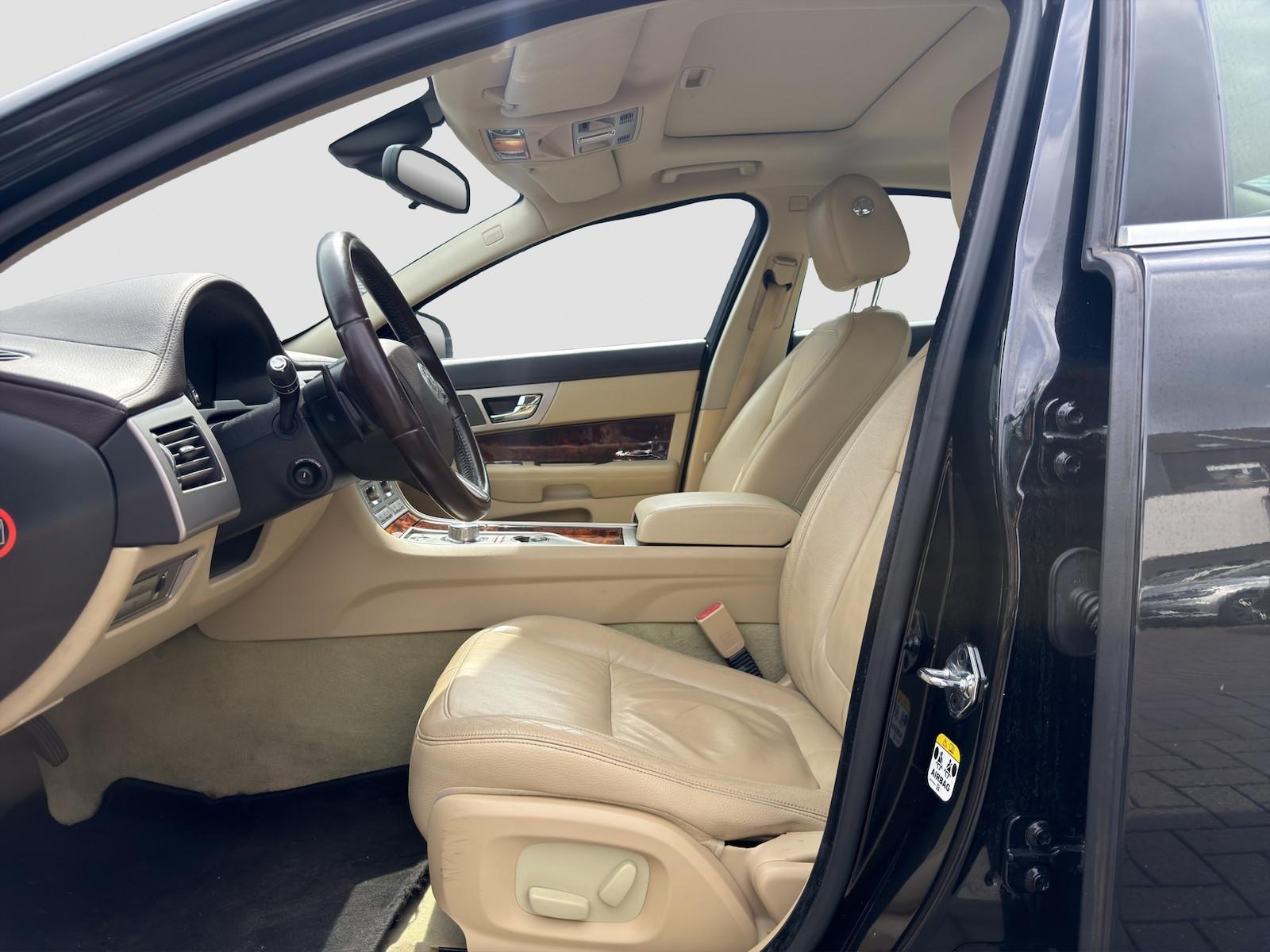 JAGUAR XF 3.0 V6 275CH LUXE