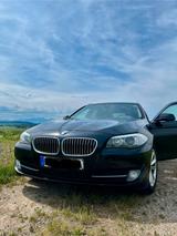 BMW 520d Touring, HUD, Panorama, Navi, AHK, TÜV neu