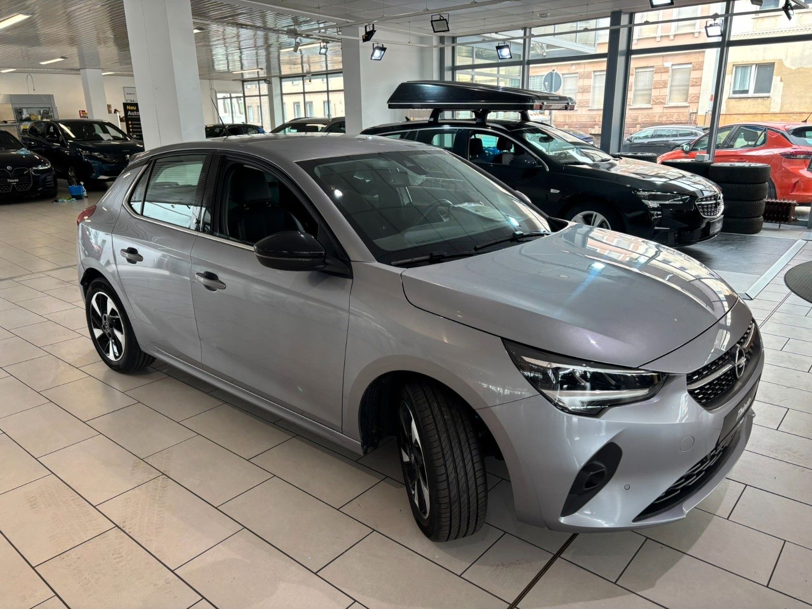 Fahrzeugabbildung Opel Corsa-e F ELEGANCE 3-PHASIG NAVI/LED/KAMERA/DAB+