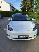 Tesla Model Y Long Range Dual Motor AWD Pearl White  - Tesla Model Y in München