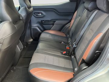 Fotografie 12 des Suzuki e Vitara 61 kWh Comfort+ Navi ACC Panorama-Dach