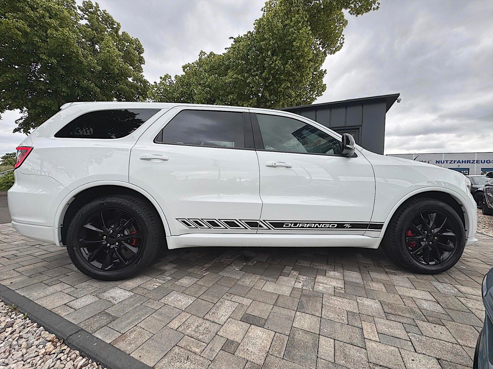 Fahrzeugabbildung Dodge Durango 5.7 V8 R/T 4x4 Night Paket *LED*7 Sitze*