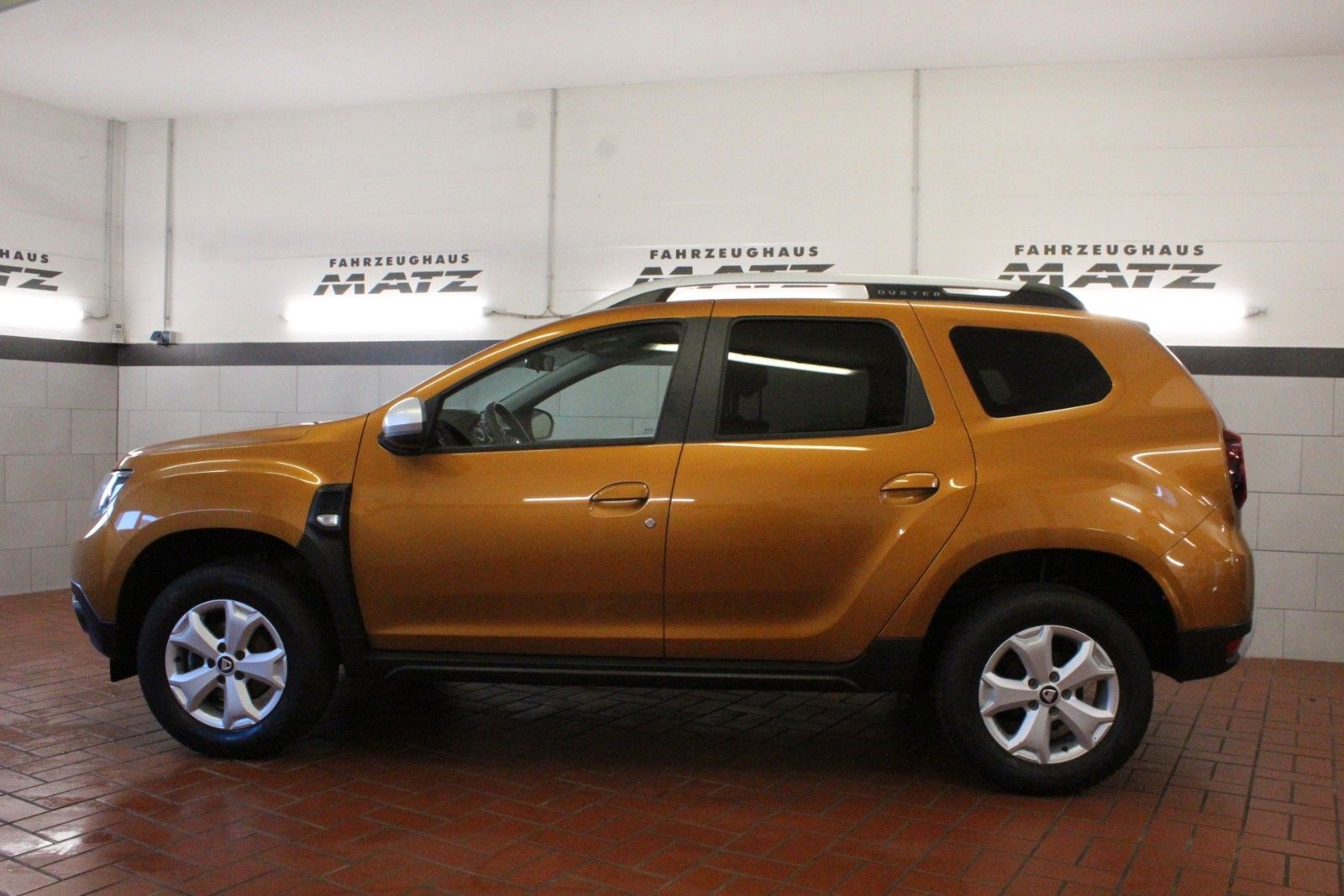 Fahrzeugabbildung Dacia Duster TCe 100 ECO-G LPG Comfort*Allwetter
