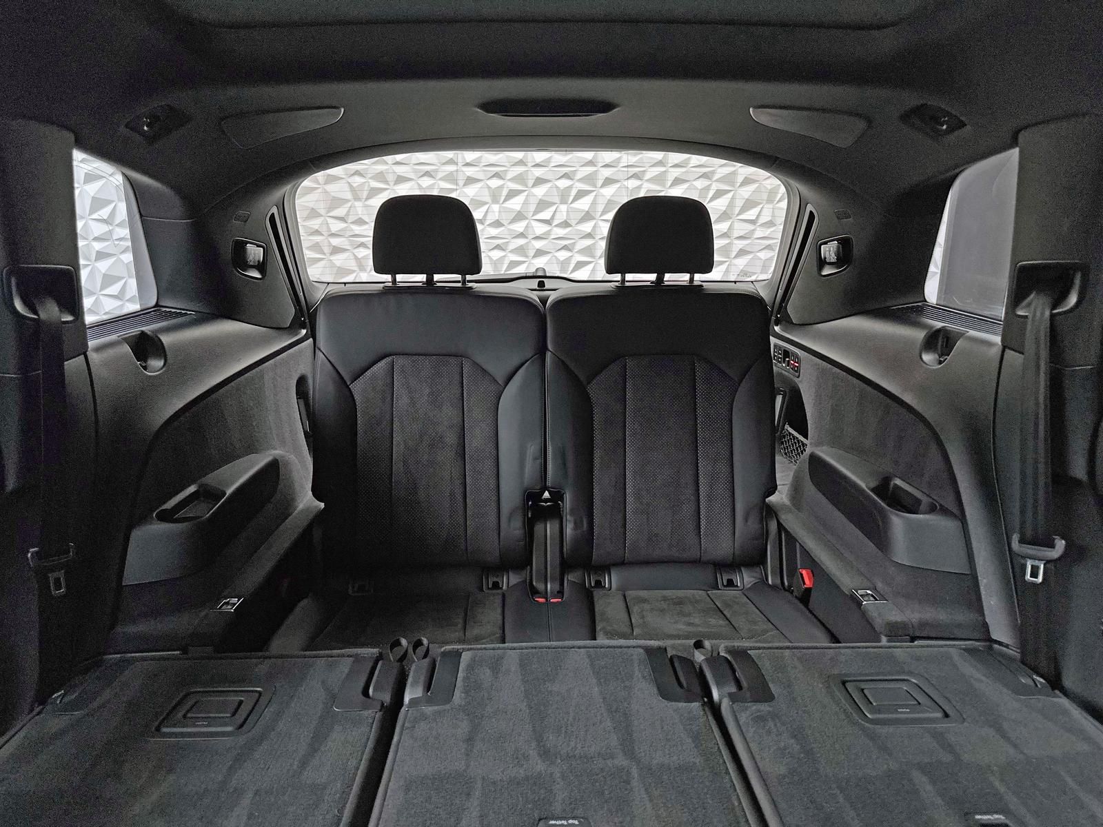 Fahrzeugabbildung Audi Q7 50 TDI S-LINE PLUS/MATRIX/ACC/LUFT/STHZ/NIGHT
