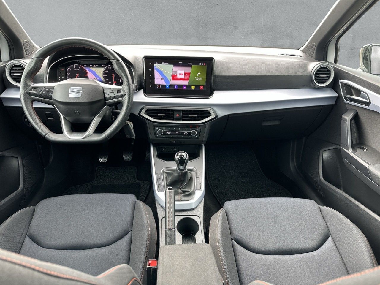 Fahrzeugabbildung SEAT Arona FR 1.0 TSI 110PS-Virtual-LED-AHK* - mit KI generiert/bearbeitet