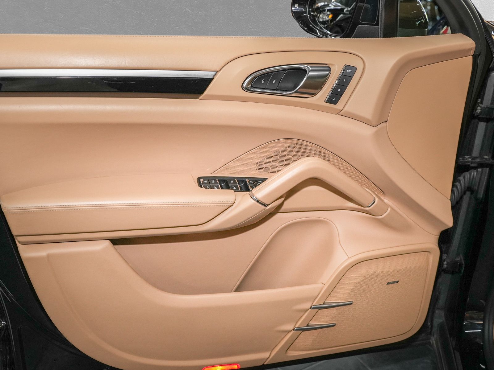 Fahrzeugabbildung Porsche Cayenne S Diesel - LED|Luft|Softclose|ACC|Pano