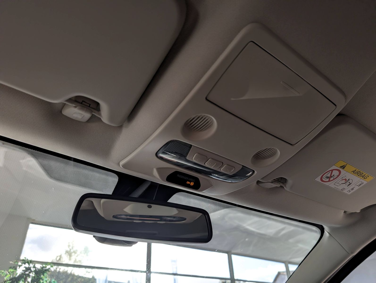 FORD EcoSport  1.0 EcoBoost Titanium Automatik Navi – Bild 35