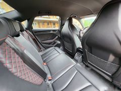 AUDI RS3 Limousine 2.5 TFSI quattro *black Edition