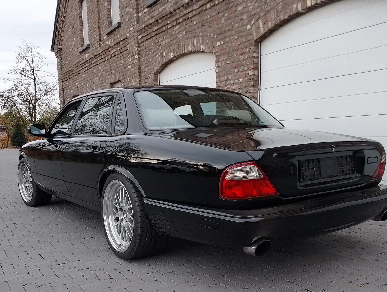 Jaguar XJR 4.0 XJR ( akt. DEKRA Gutachten liegt vor )