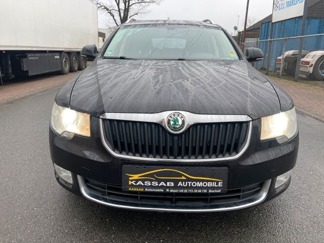 Skoda Superb Combi Elegance+DSG-Automatik+TÜV NEU