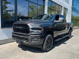 Dodge RAM 3500 Laramie Crew Cab RamBox 6.7 HO 3.99% - Gebrauchtwagen in Neuwagen-USAGE