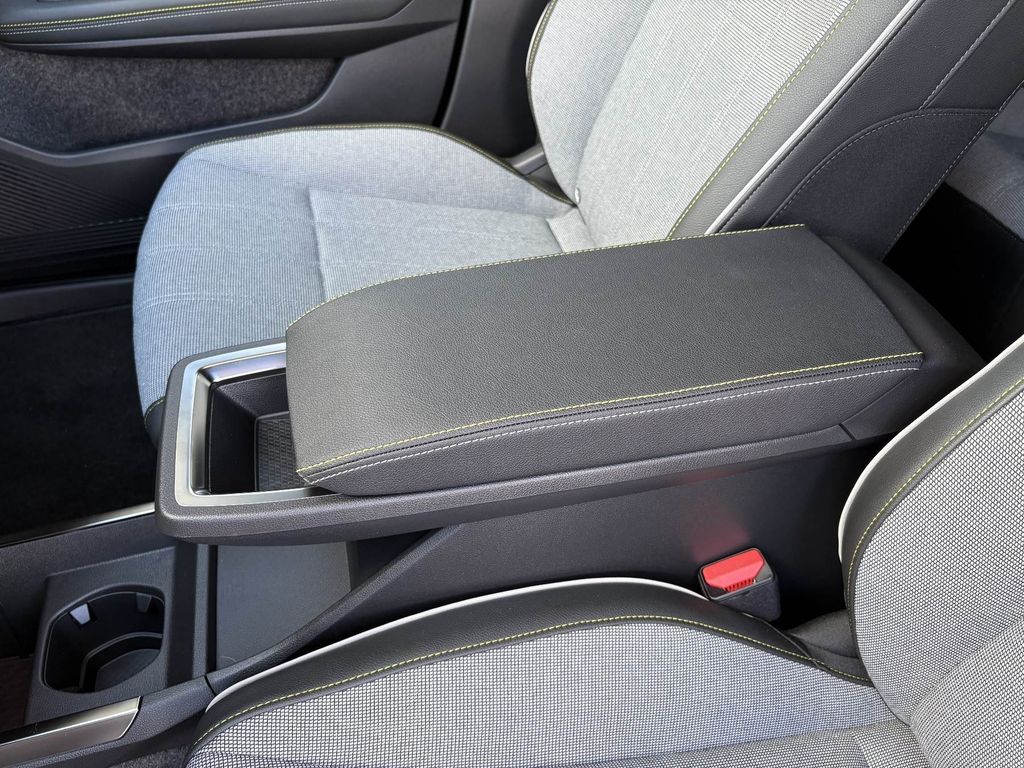 RENAULT Scenic E-TECH - Bild 9