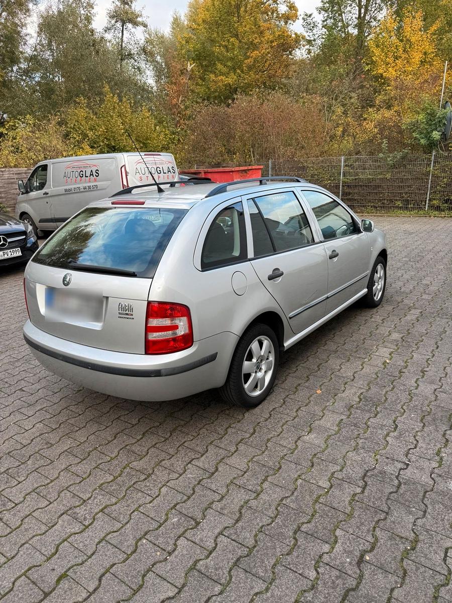 Skoda Fabia 2007 — engine 80 HP (59kW)