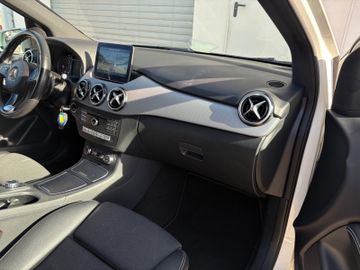 Mercedes B 180 - 11