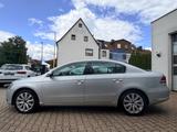 Volkswagen Passat Highline BlueMotion *AHK*LEDER*SHZ* - Volkswagen Passat bis 10.000 Euro
