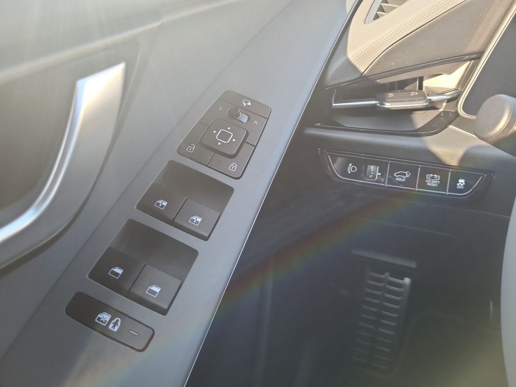 Fahrzeugabbildung Kia Niro 1.6 Hybrid Spirit Technologie Paket