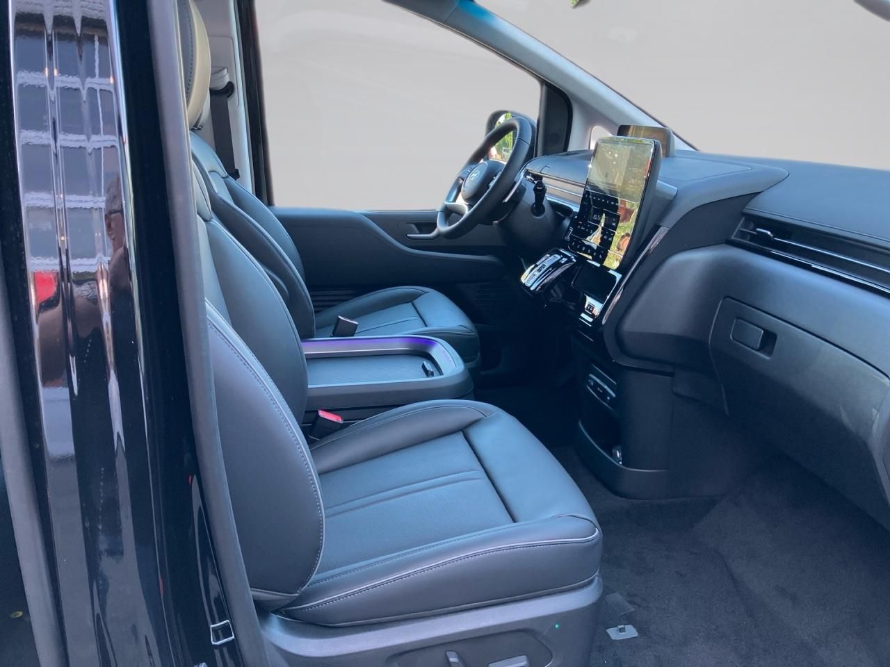 Fahrzeugabbildung Hyundai STARIA Signature Panoramadach Standheizung*Klima