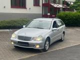 Mercedes-Benz C 200 KOMPRESSOR Turbo   Tüv 5-2027 Neu - gebrauchte Mercedes-Benz C 200 aus dem Jahr 2006