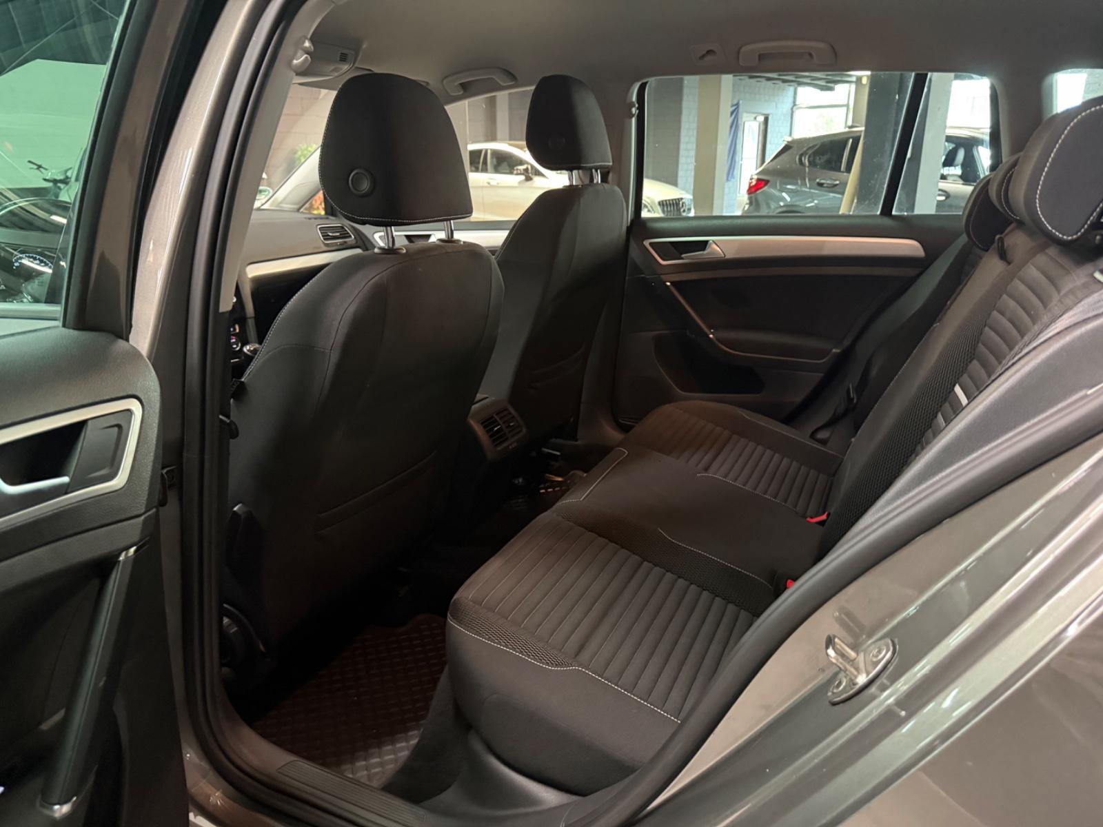 Volkswagen Golf 2015 — photo 9