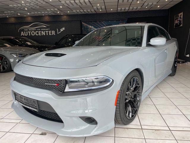 Dodge Charger 5.7 V8 SRT HEMI Navi Harman Xenon