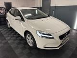 Volvo V40 Kinetic *Navi*Klima*SHZ*MFL*Tempomat*LED* - Volvo V40 Gebrauchtwagen in München