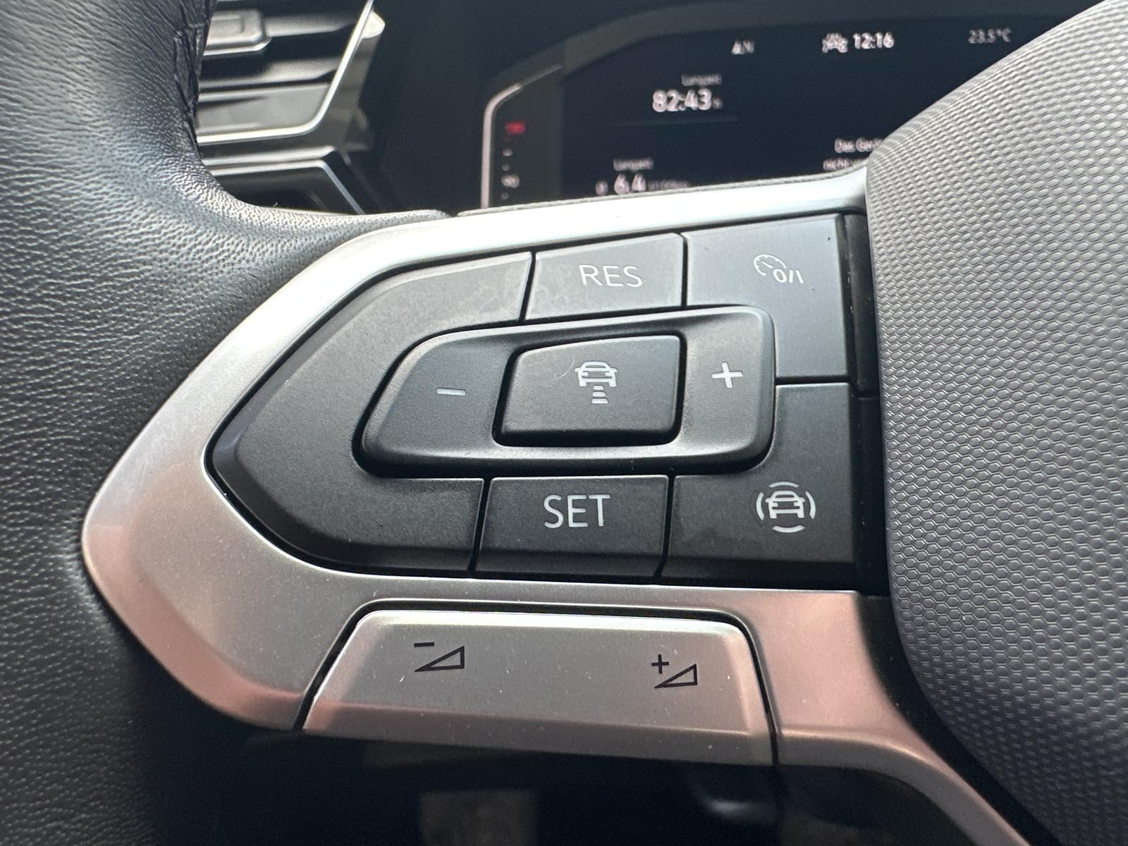 Volkswagen Touran 2.0 TDI DSG Highline NAV+LED+ACC+KAM, миниатюра 13