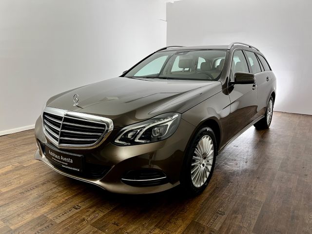 MERCEDES-BENZ E 200 CGI BE / NUR 88.tKM /LED/SPUR/TOTWINKEL/