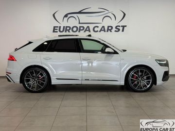 Audi Q8 - 5