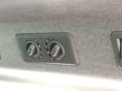 Fahrzeugabbildung Trafic Grand Combi L2H1 3,0t Life 2.0 BLUE dCi 1