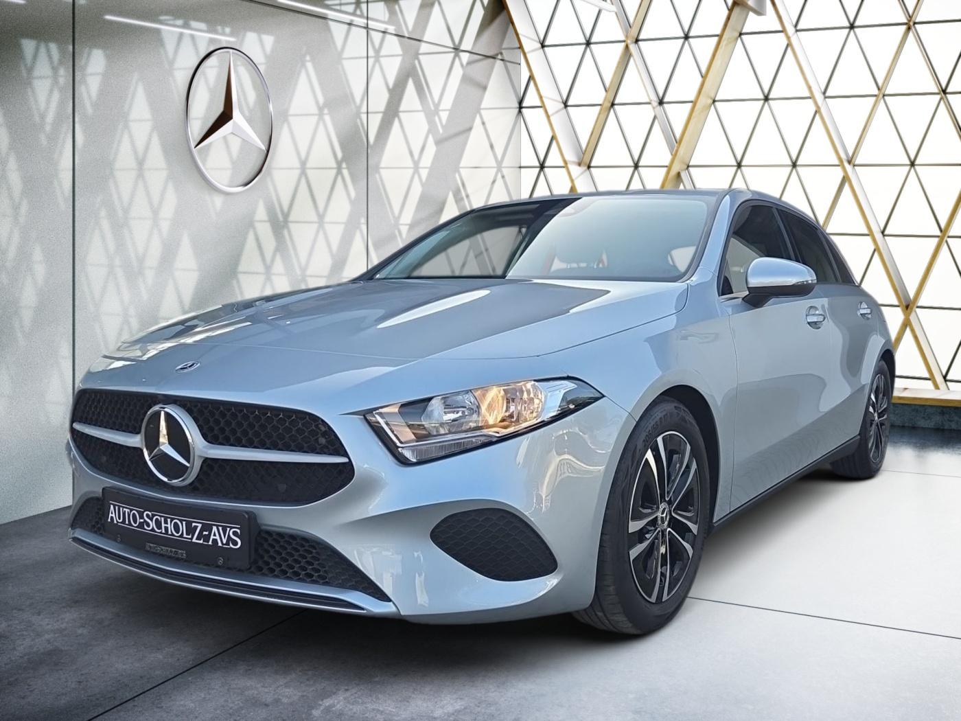 Mercedes-Benz A 180 AHK*Lenkradheizung*Sitzheizung*Kamera*7G*