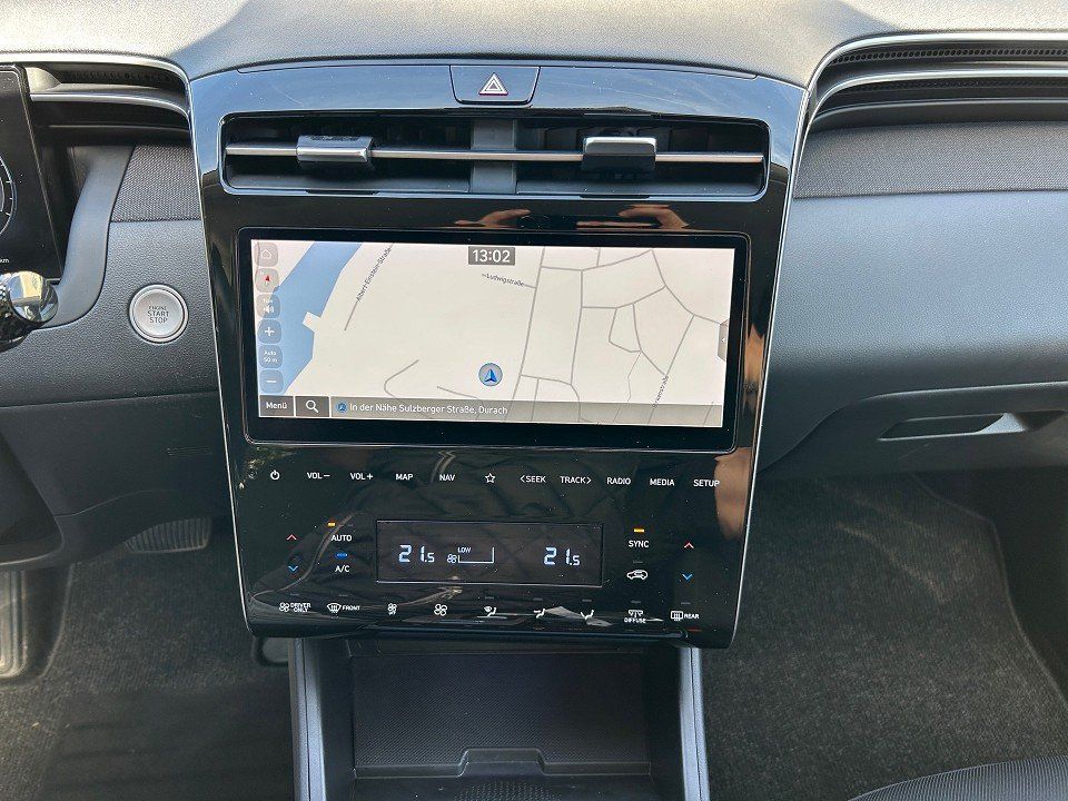 Fahrzeugabbildung Hyundai TUCSON PHEV 1.6T 6AT 4WD TREND 1HD GARANTIE07/27