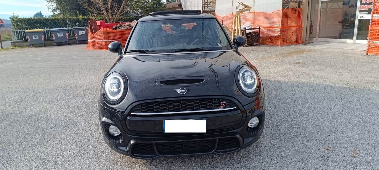 MINI Mini 2.0 Cooper S John Cooper Works