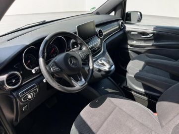 Mercedes V 250 - 8