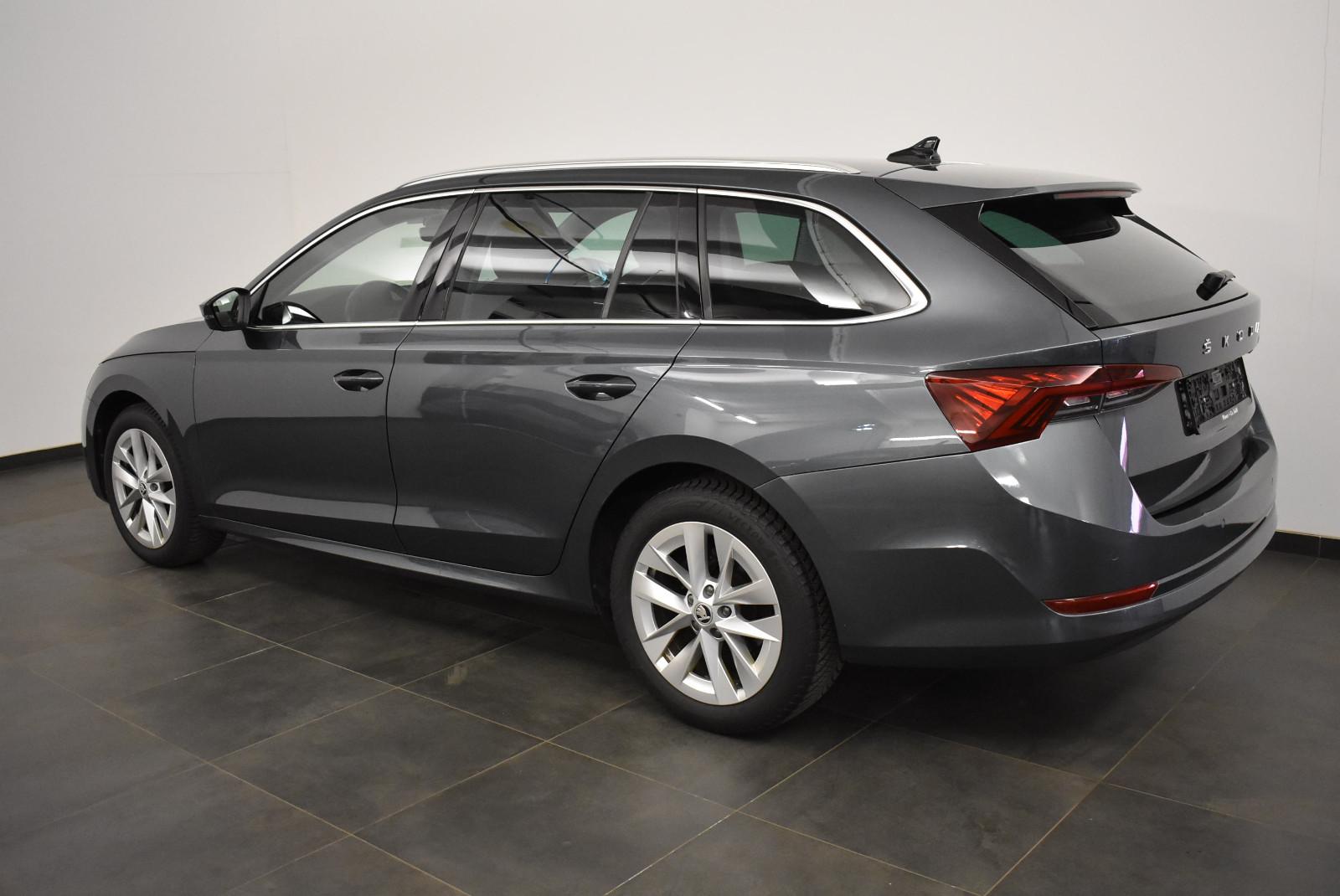 Skoda Octavia Combi e-TEC DSG Style/LED/HUD/RFK/DAB