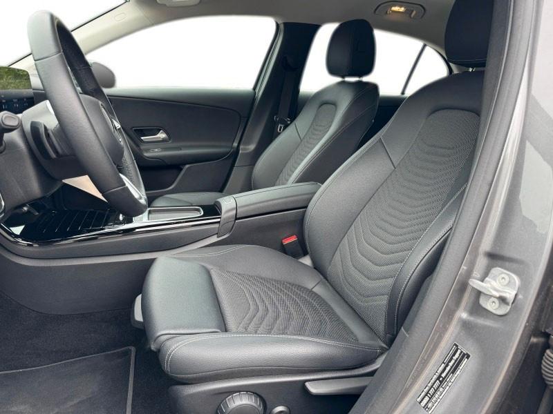 Mercedes-Benz A-Class A 200, миниатюра 21