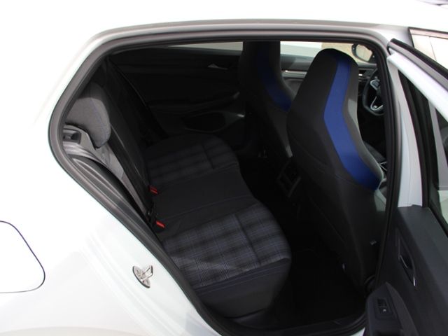 Volkswagen Golf VIII GTE KLIMA NAVI ALU