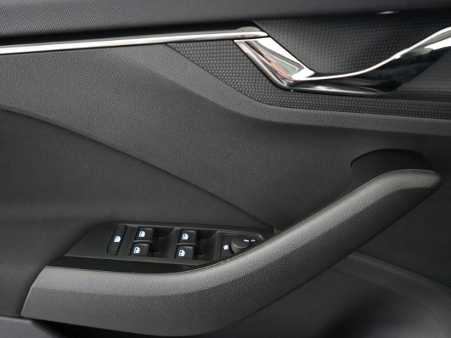 Kamiq TOUR TSI DSG+LED LICHT+RÜCKFAHRKAMERA+SITZ