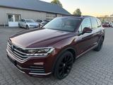 Volkswagen Touareg Atmosphere 4Motion Matrix - rote Volkswagen Touareg