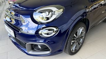 Fotografie des Fiat 500X 1.5 GSE Hybrid AT Sport LED Kamera